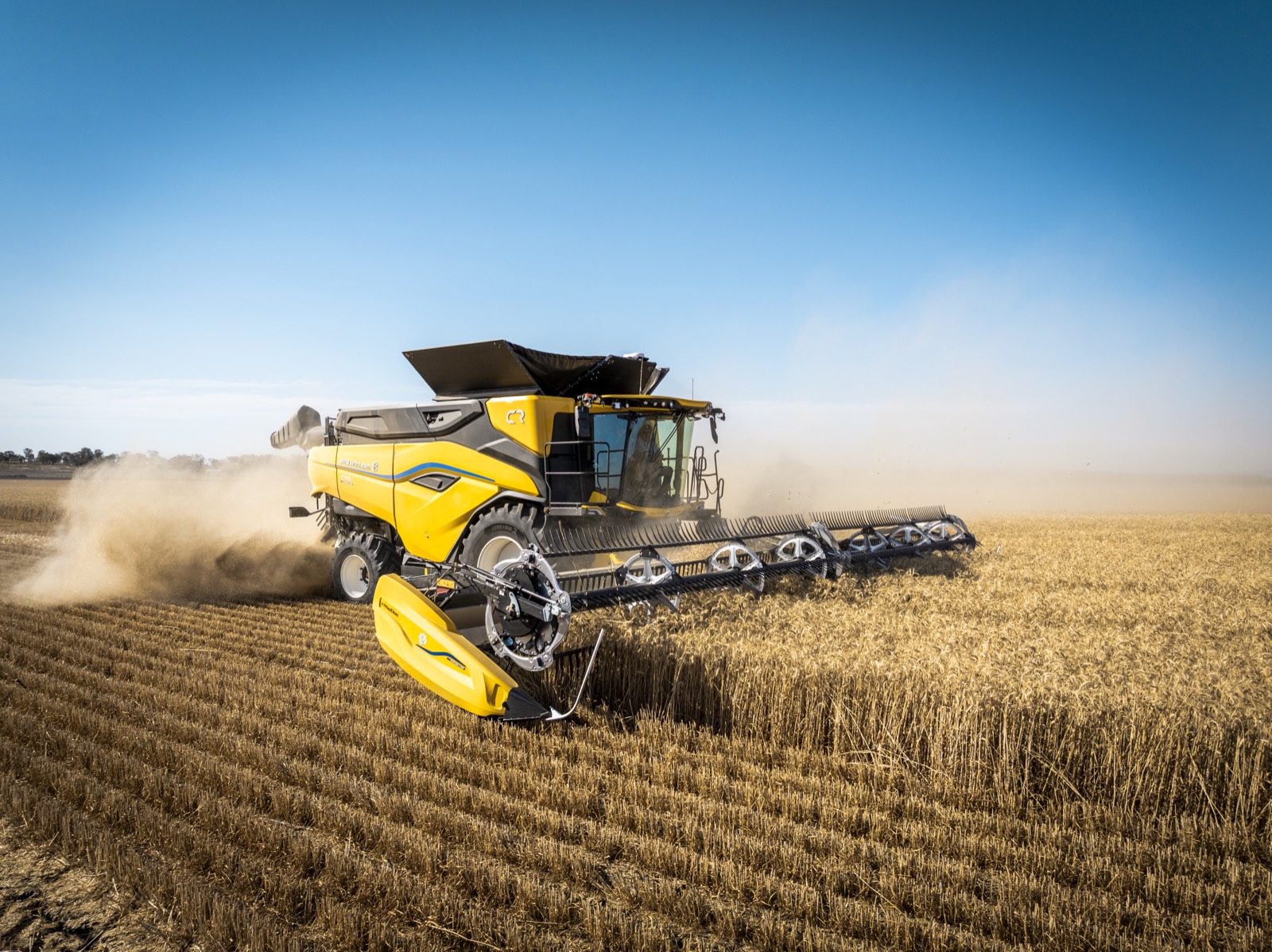 New Holland CR10 harvester at Dalby